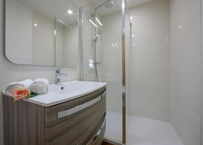 De Lognan- Les Drus 12 - Happy