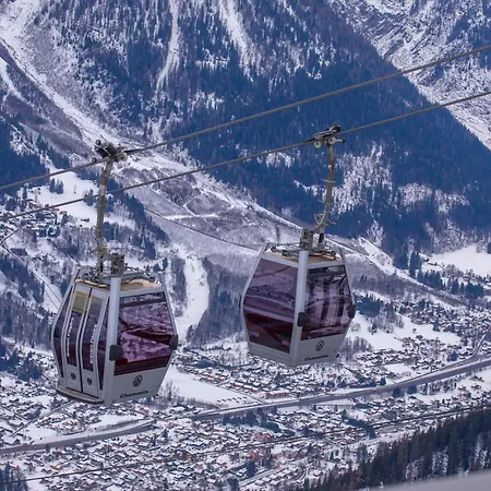 De Lognan- Les Drus 12 - Happy Chamonix Mont Blanc